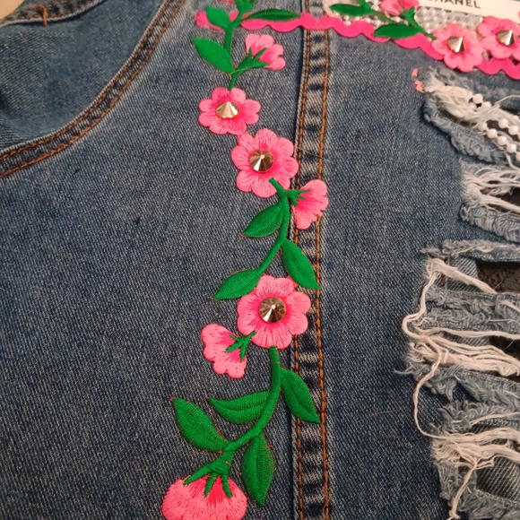 "I CAN BUY MYSELF FLOWERS," Customized Demin Jacket - Picture 7 of 17